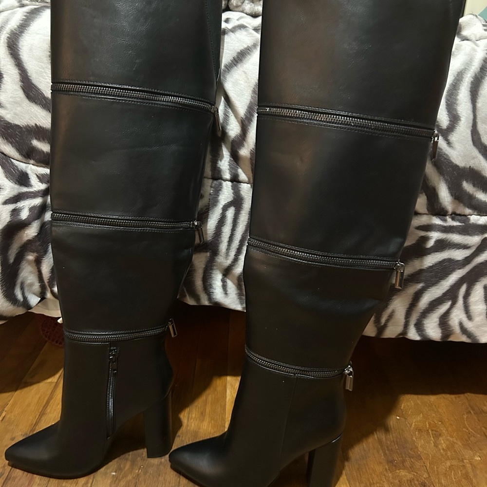 Shoe Dazzle Black Over the Knee Boots with Zipper Detail